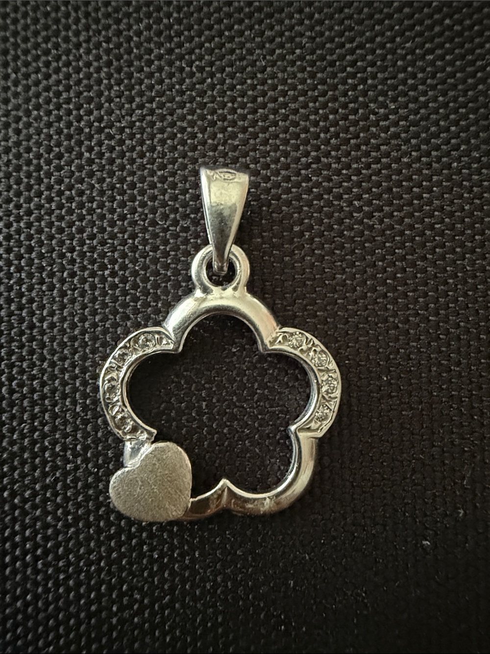 Mexican Silver 925 Heart Accent Clover Pendant Necklace